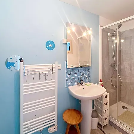 Appartement Lumineux A Jullouville, Proche Plage, Avec Parking Et Wifi Gratuit - Fr-1-361-565 *